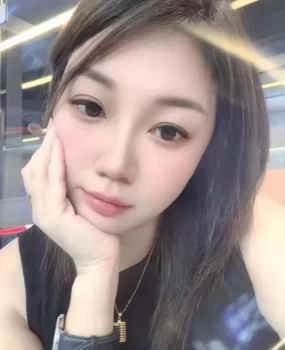 宝安小少妇芙蓉