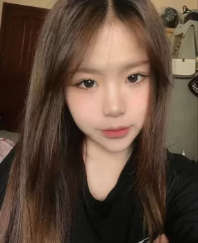 性感嫩妹很配合