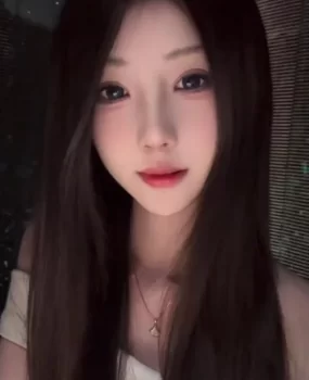 嫩妹颜值果然惊艳诱人