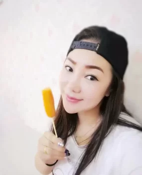 服务很好的30左右的少妇