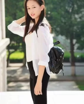 素质福田双奶爆汁妹子