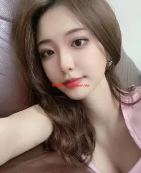 极品兼职小姐姐，颜值高，身材好